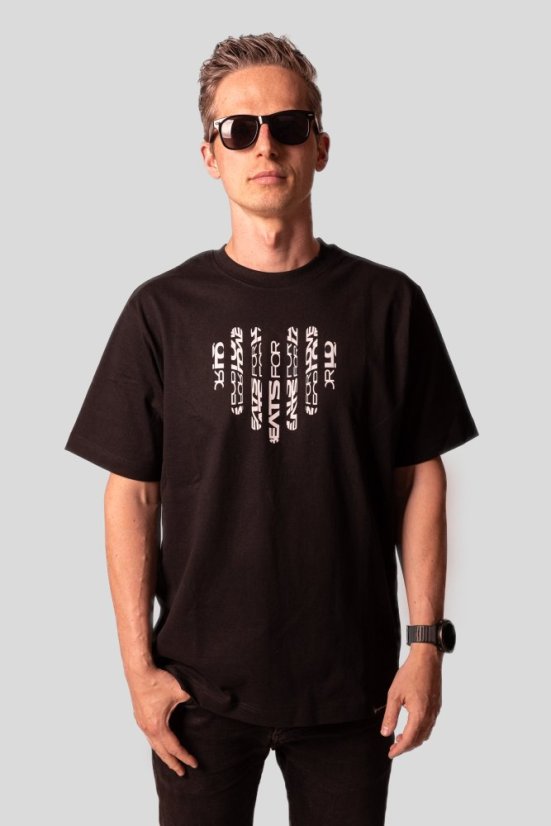 Unisex Oversize triko „Heart of Steel” - Barva: Černá, Velikost: L