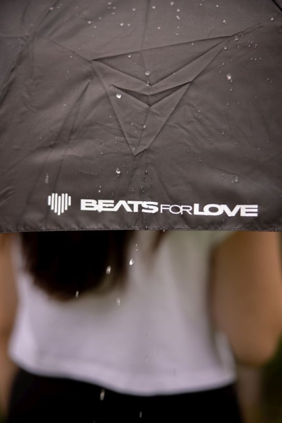 Folding umbrella "Beats for Love"