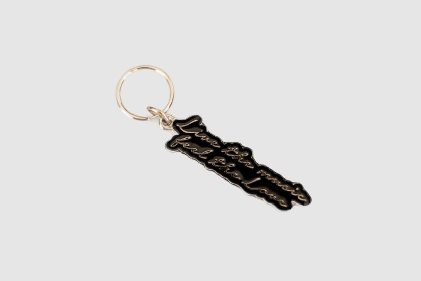 Metal Keychain “Live the Music, Feel the Love”