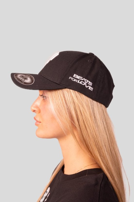 “Black Heart” Baseball Cap - Colour: Black, Variant: A